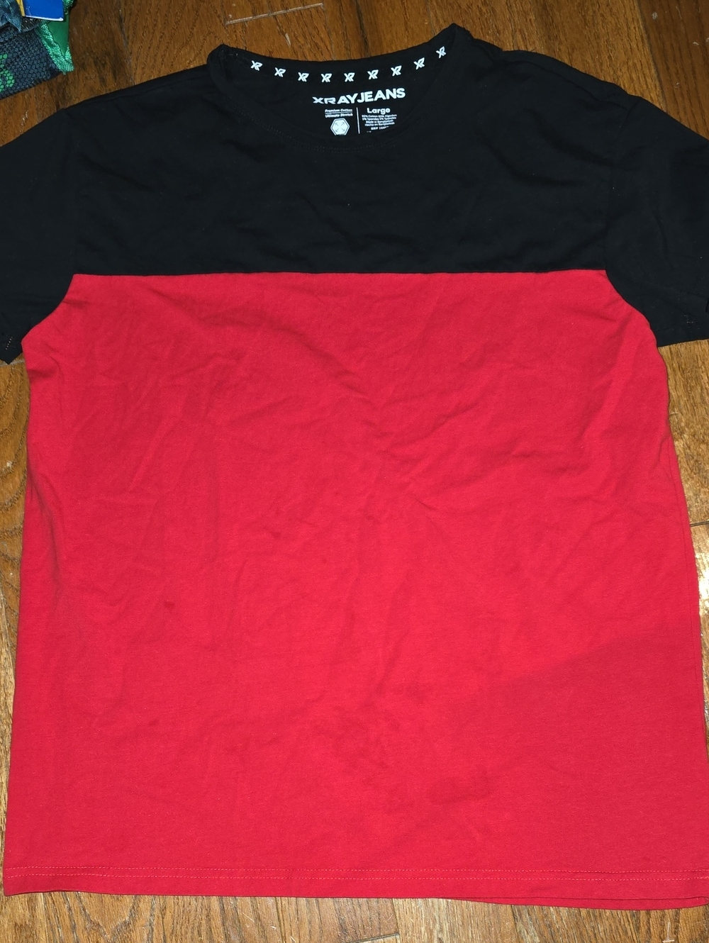 Men’s Short Sleeve Colorblock Tee - Black & Red
